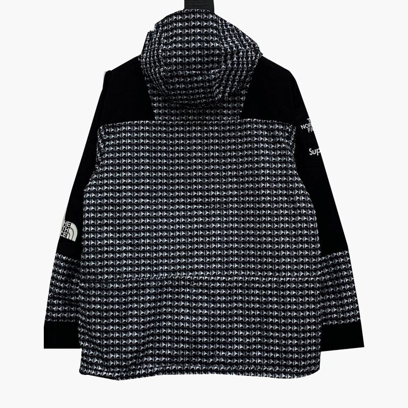 Supreme 21SS TNF Studded Mountain  Jacket