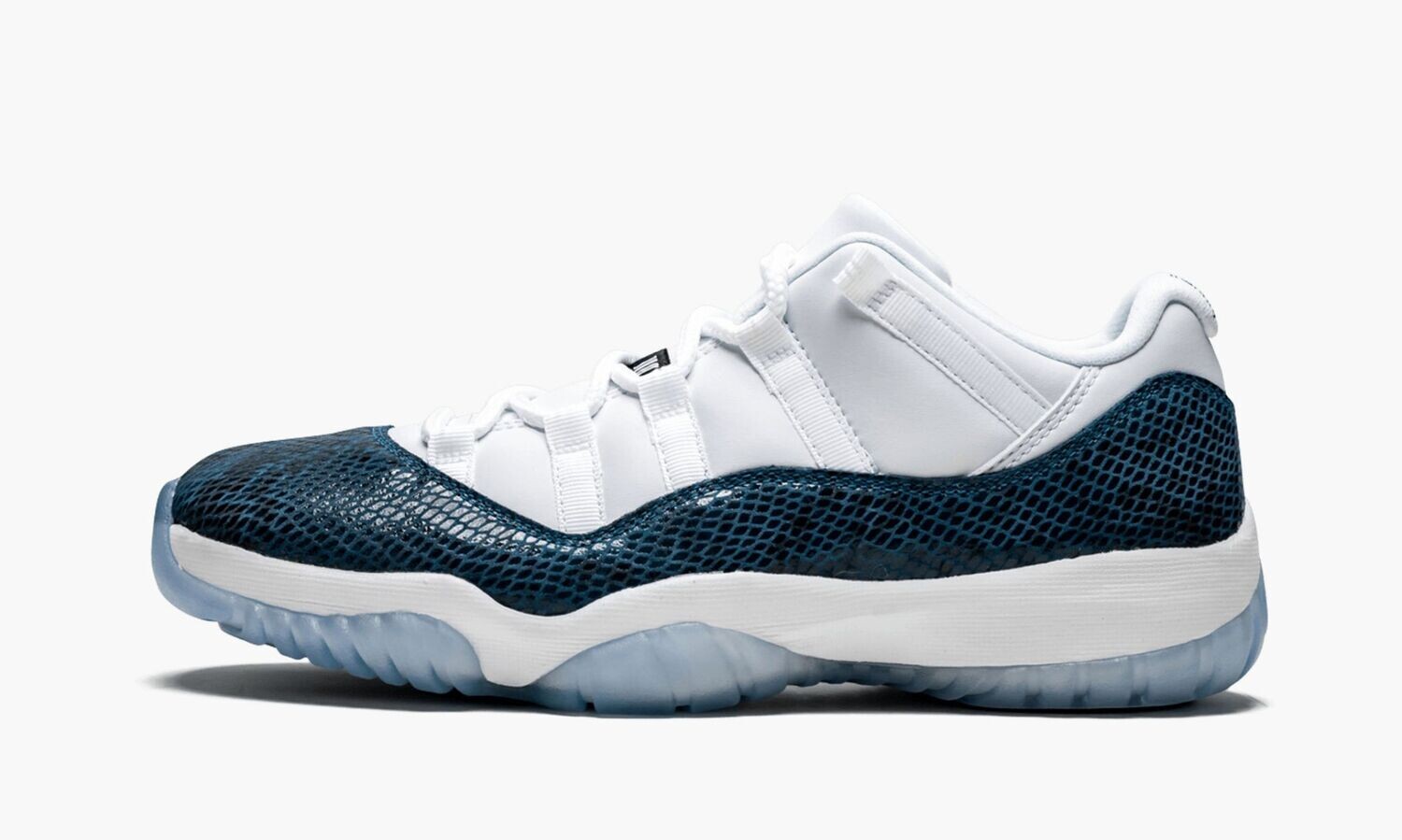 JORDAN
AIR JORDAN 11 RETRO LOW LE
&quot;Blue Snakeskin&quot;
