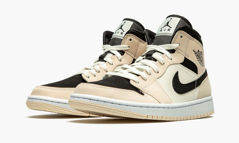 Jordan WMNS AIR JORDAN 1 MID "Guava Ice"