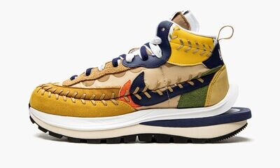 NIKE
VAPORWAFFLE
&quot;Sacai x Jean Paul Gaultier - Multicolor&quot;