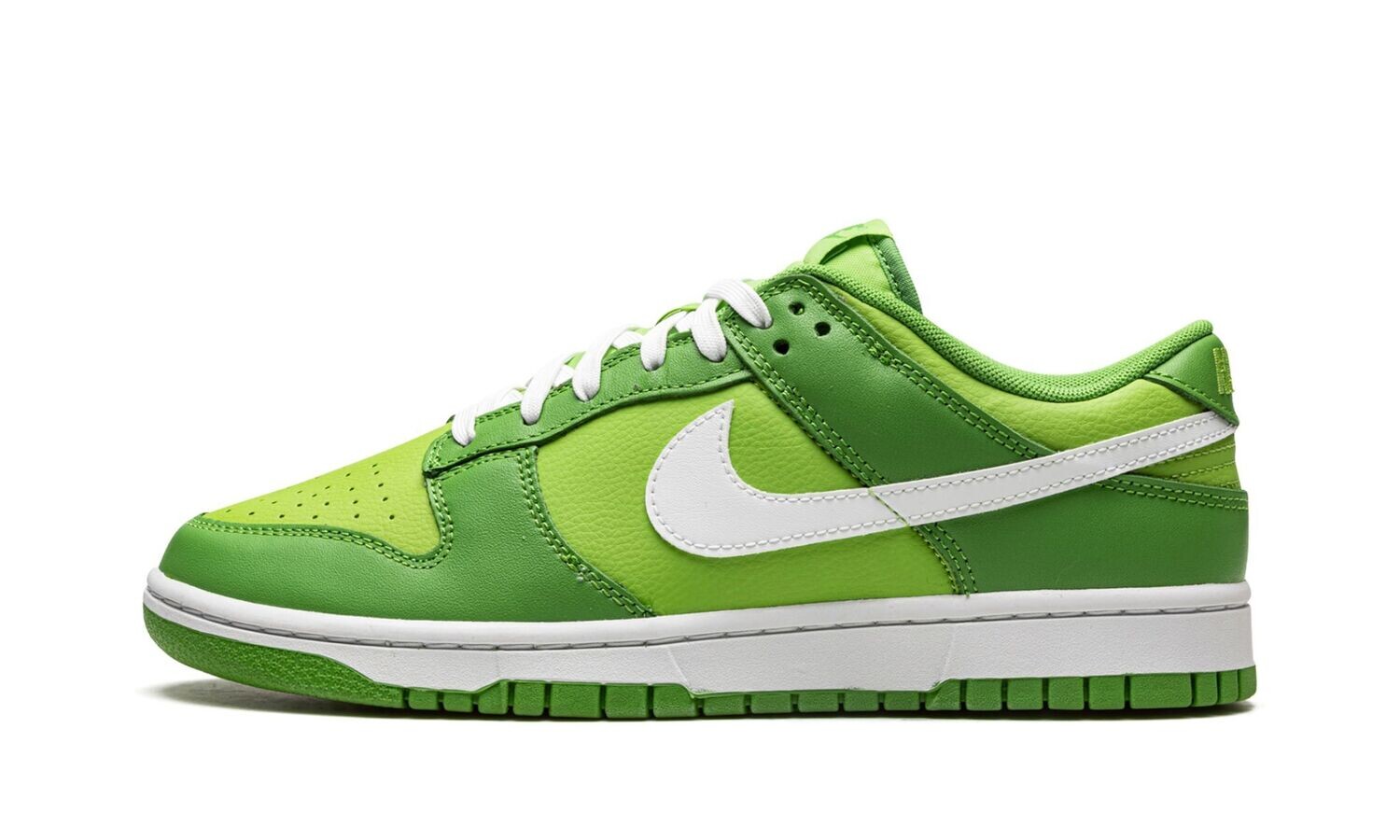 NIKE DUNK LOW RETRO &quot;Chlorophyll&quot;