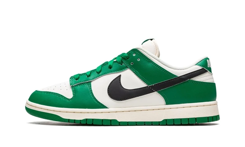 NIKE
DUNK LOW RETRO SE
&quot;Lottery Pack - Green&quot;