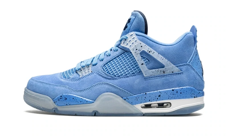 JORDAN
AIR JORDAN 4 RETRO
&quot;NCAA PE - UNC&quot;
