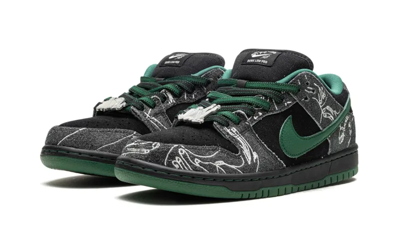 Nike SB Dunk Low "There Skateboards"