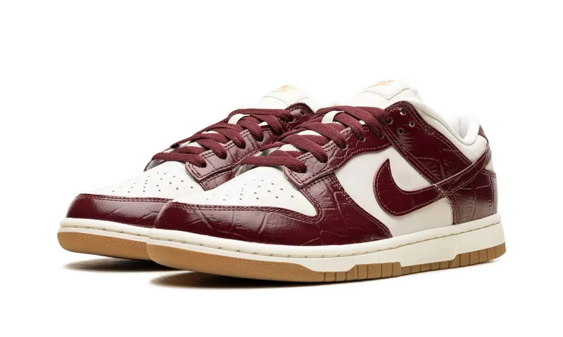 Nike Wmns Dunk Low LX "Team Red Croc"