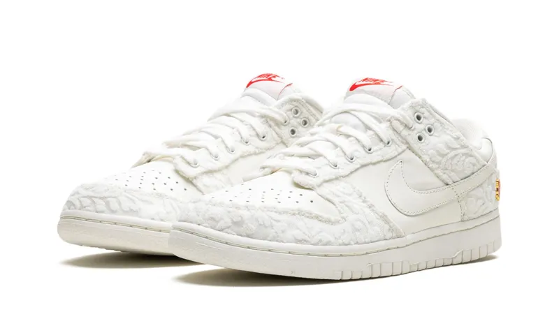 Nike Dunk Low WMNS "Giver Her Flowers"