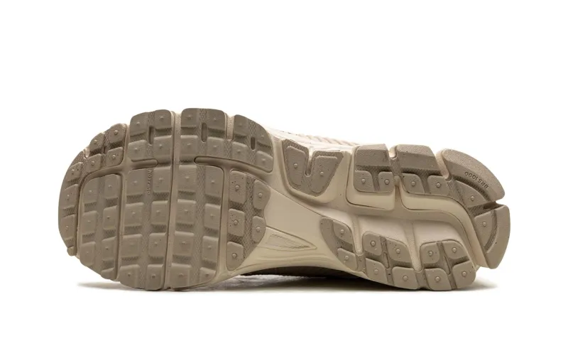 Nike Zoom Vomero 5 "Sail"