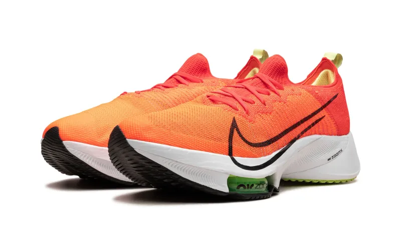 Nike Air Zoom Tempo Next% Flyknit "Total Orange"