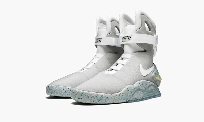 NIKE AIR MAG "Back To The Future"