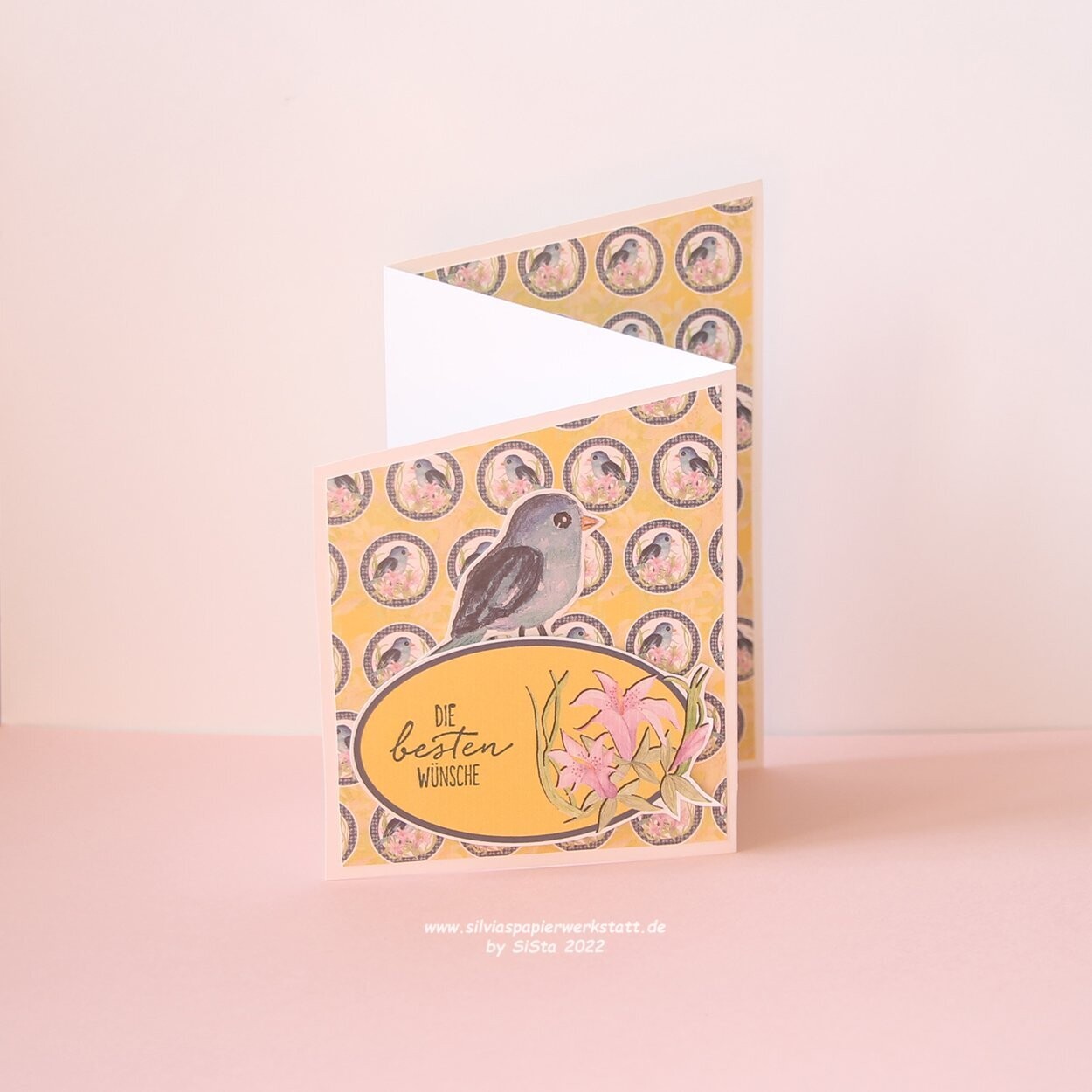 Z-Fold-Card in Gelb mit Vogel