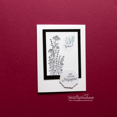 Trauerkarte mit Blüten Trauerkarte mit Blüten