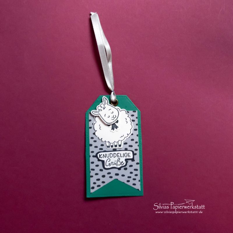 Geschenkanhänger mit Knuddelschaf