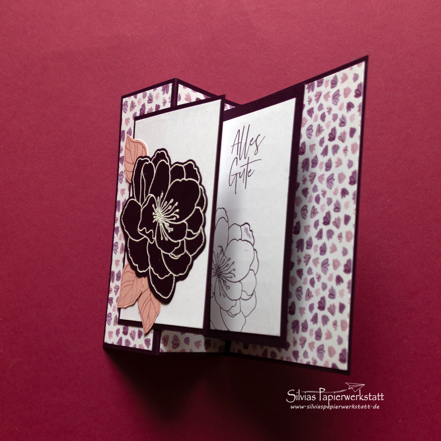 Pop Up mit großer Blüte