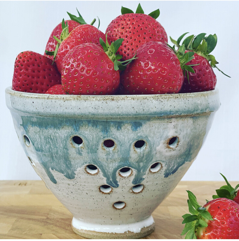 ‘Sea Spray’ Berry Bowl