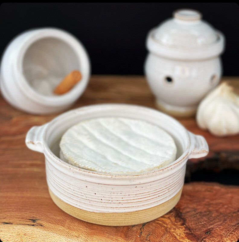 Speckled White Camembert Baker