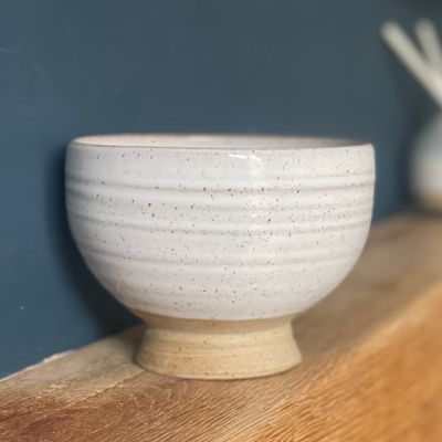 Flower Bowl in Speckled White