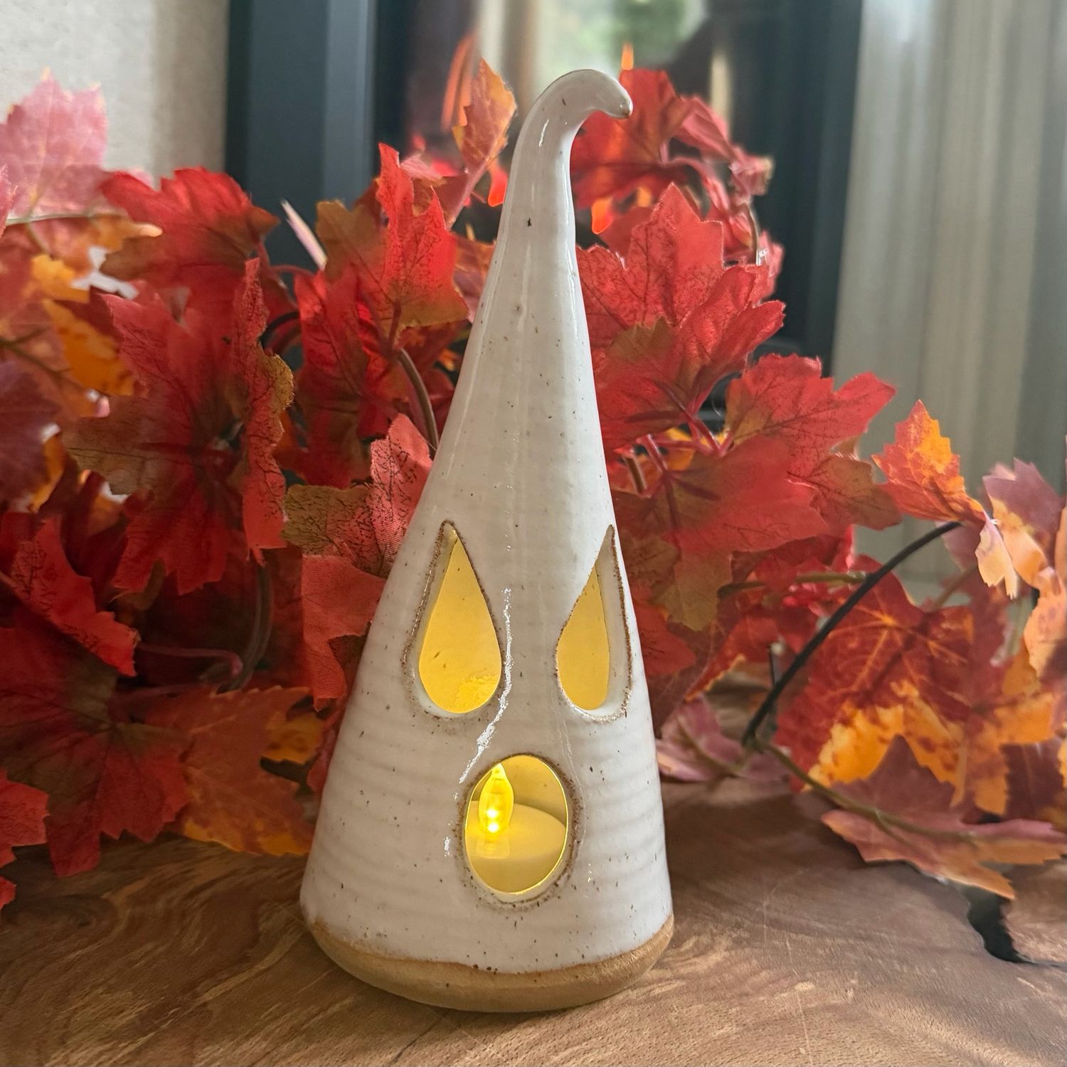 Round Mouth Ghostie