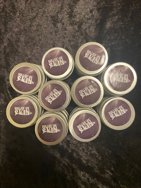 30 Tins Bullshark Skin Mini