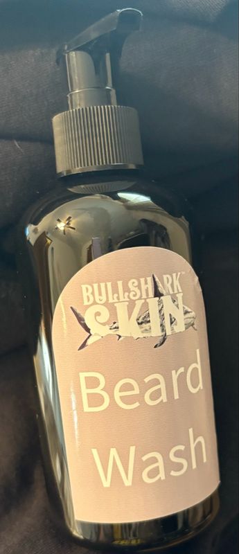 Bullshark Beard Wash