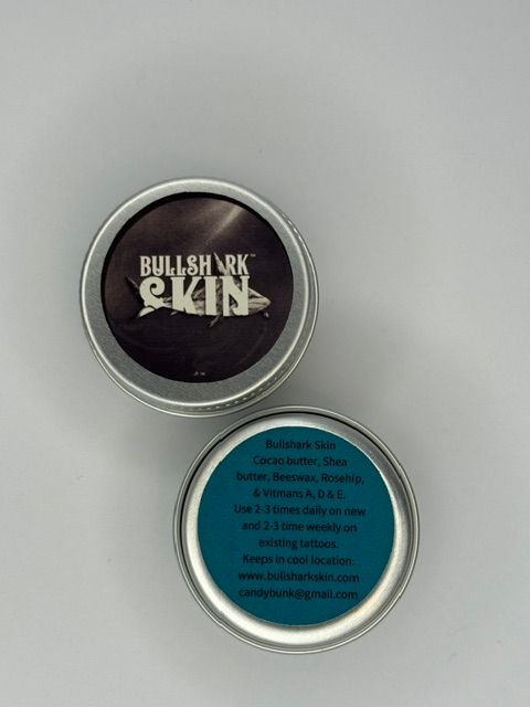 2 Tins Bullshark Skin Mini