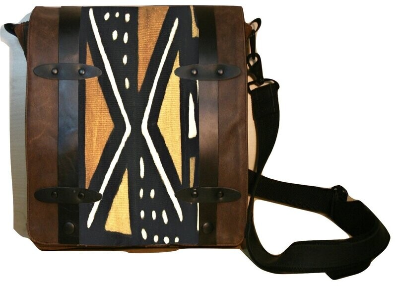 Cassid in Custom Printed Leather