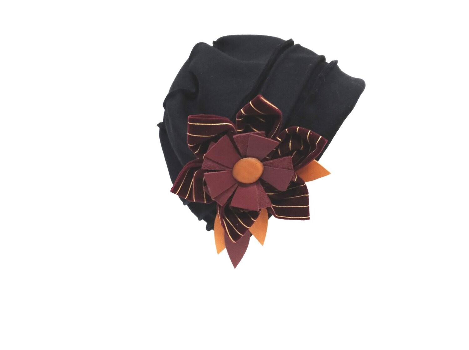 Hat Low Profile Black w/Burgundy Brooch