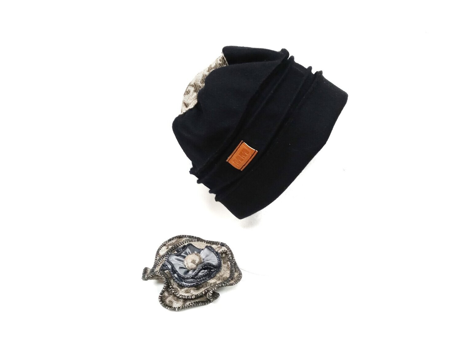 Hat Low Profile Black w/Silver Brooch & Top