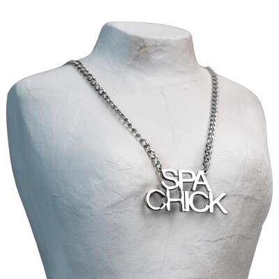 SPA CHICK NECKLACE (SILVER)