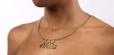 I Do Nails Necklace (18K gold)