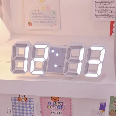 RELOJ LED aesthetic