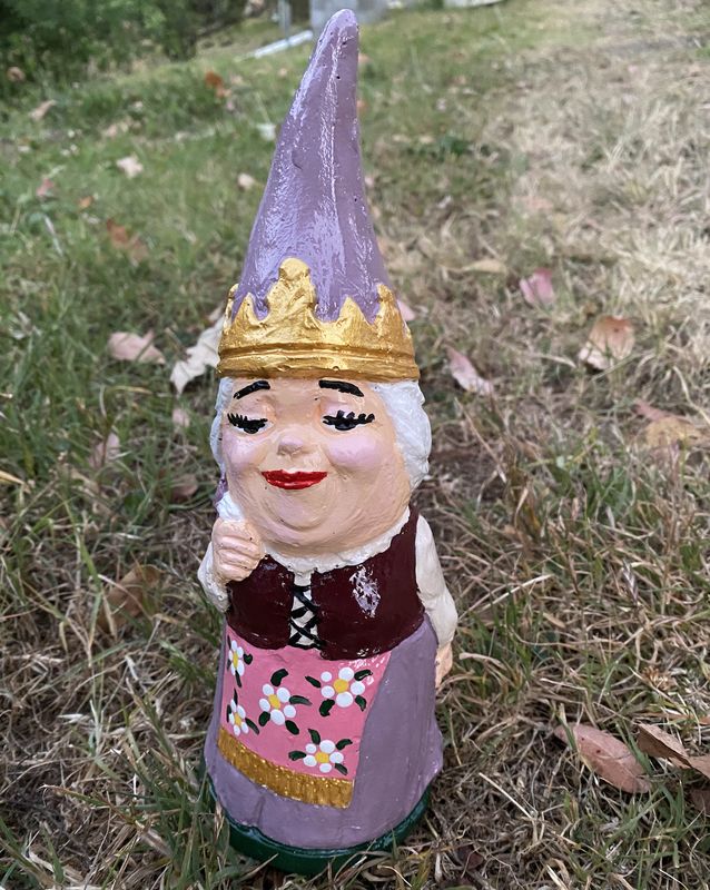 Queen Gnome