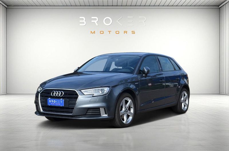Audi A3 Sportback 1.4 tfsi g-tron Sport 110cv - Uniproprietario - 114800km - 2018 Audi A3 Sportback 1.4 tfsi g-tron Sport 110cv - Uniproprietario - 114800km - 2018