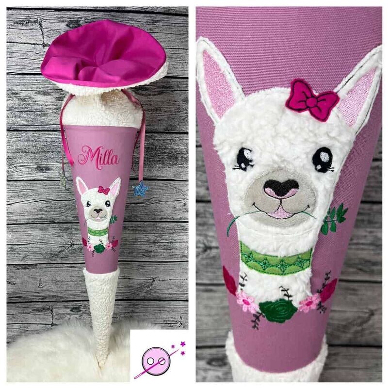 Lama Kuschel Schultüte Schultüte aus Stoff mit einem Lama aus Teddystoff in der Mitte