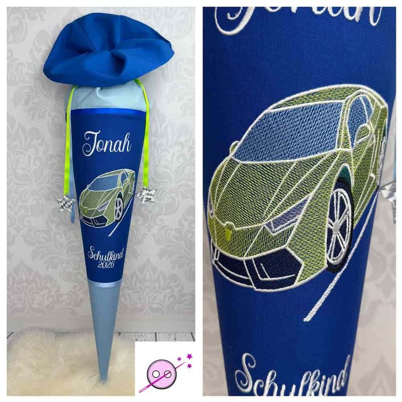 Rennwagen Schultüte Blaue Schultüte aus Stoff mit einem bestickten Sportauto in grün