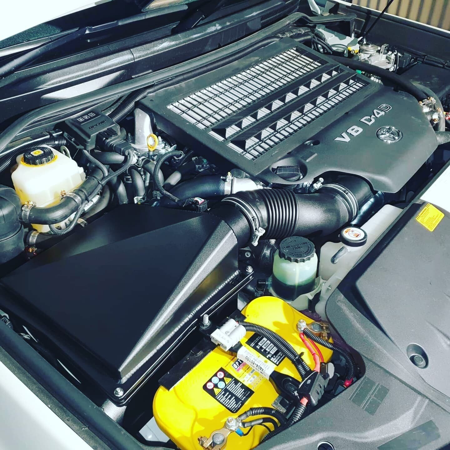 Toyota Landcruiser VDJ200  Airbox