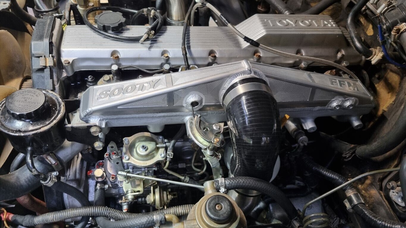 Toyota 1HD Inlet manifold