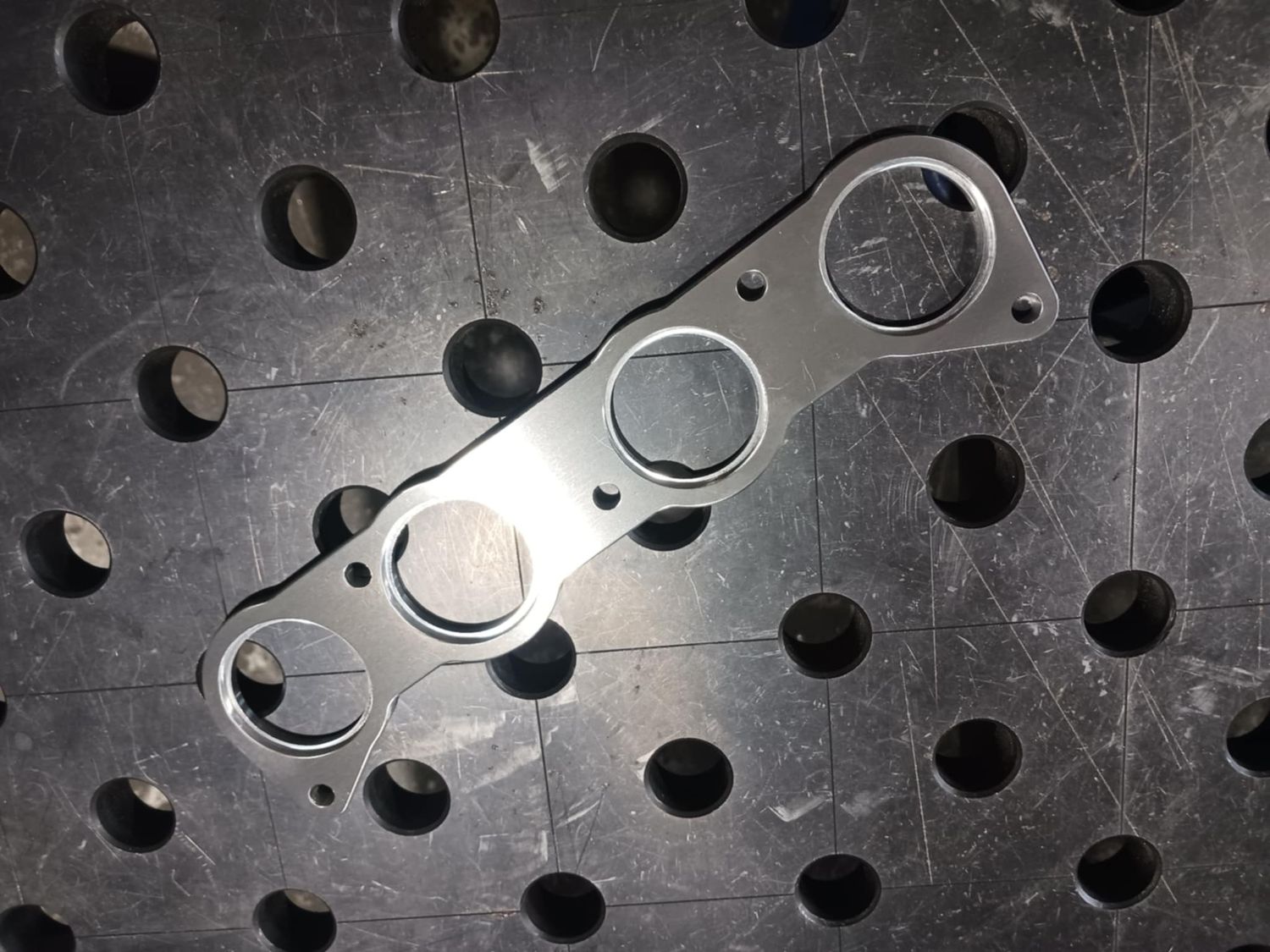 Honda K24 intake manifold mid plate