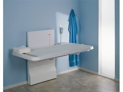 Camilla ajustable en altura