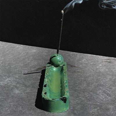 Green Incense Burner with Obsidian and Silver Mica
