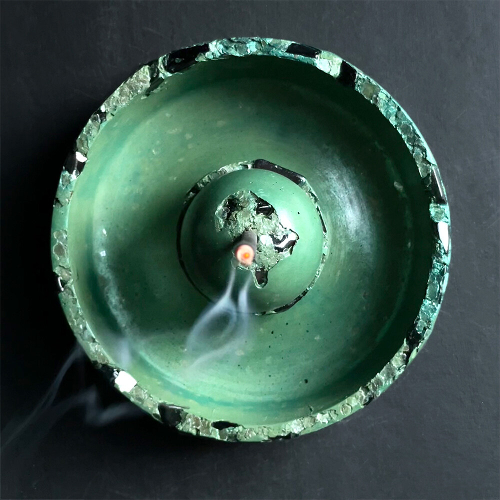 Green Censer Bowl with Obsidian and Silver Mica