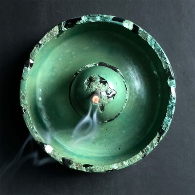 Green Censer Bowl with Obsidian and Silver Mica