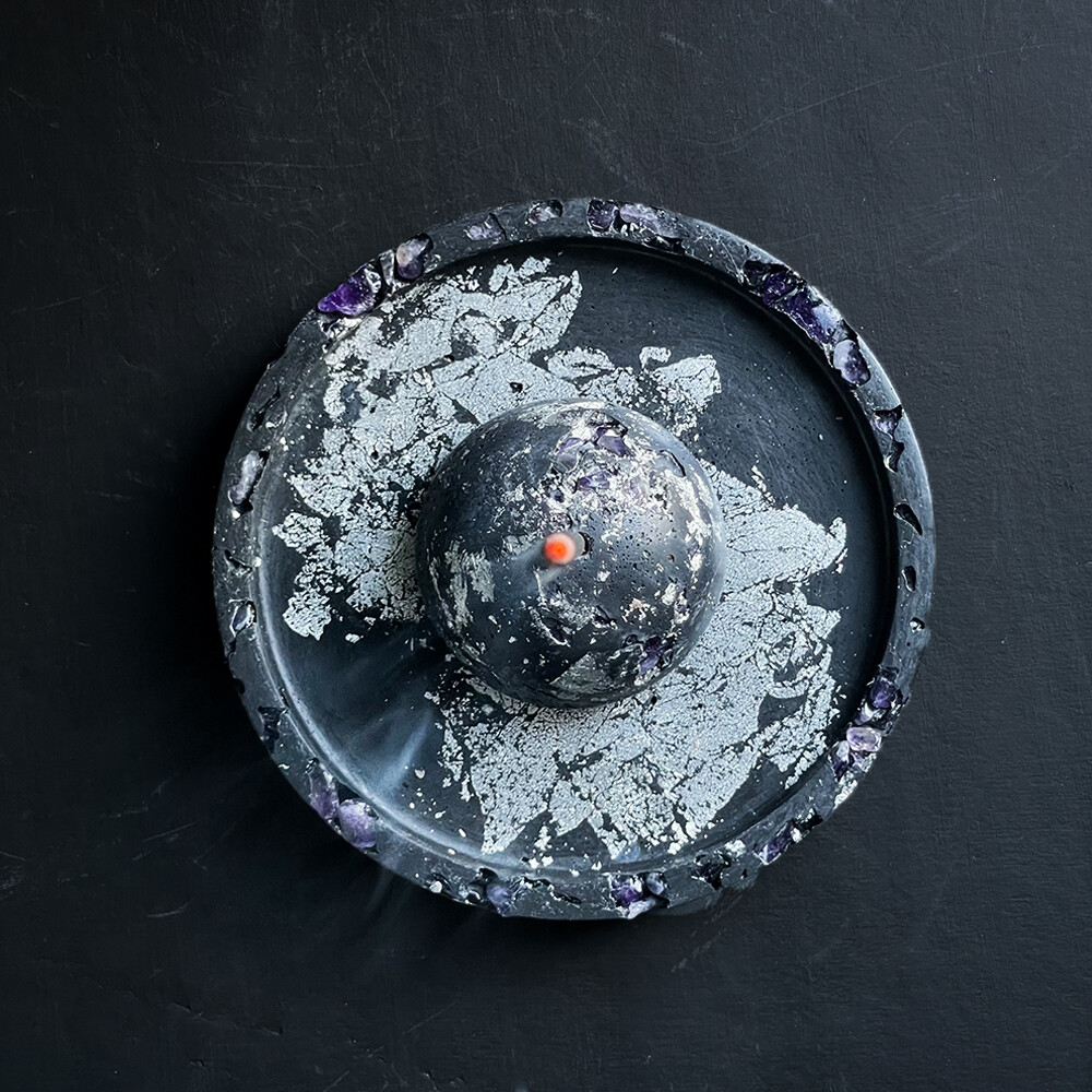 Black Incense Burner and Tray with Amethyst Crystals and Silver Leaf
