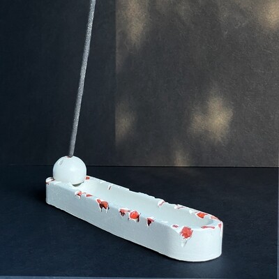 White Incense Burner with Red Jasper Stones and Pearlescent Mica Pigments