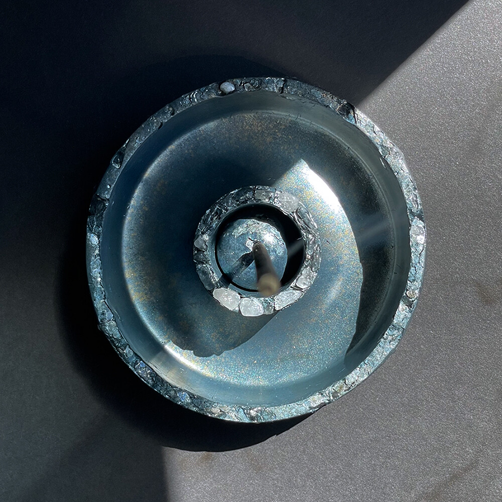 Blue Censer Bowl with Clear Quartz and Silver Mica