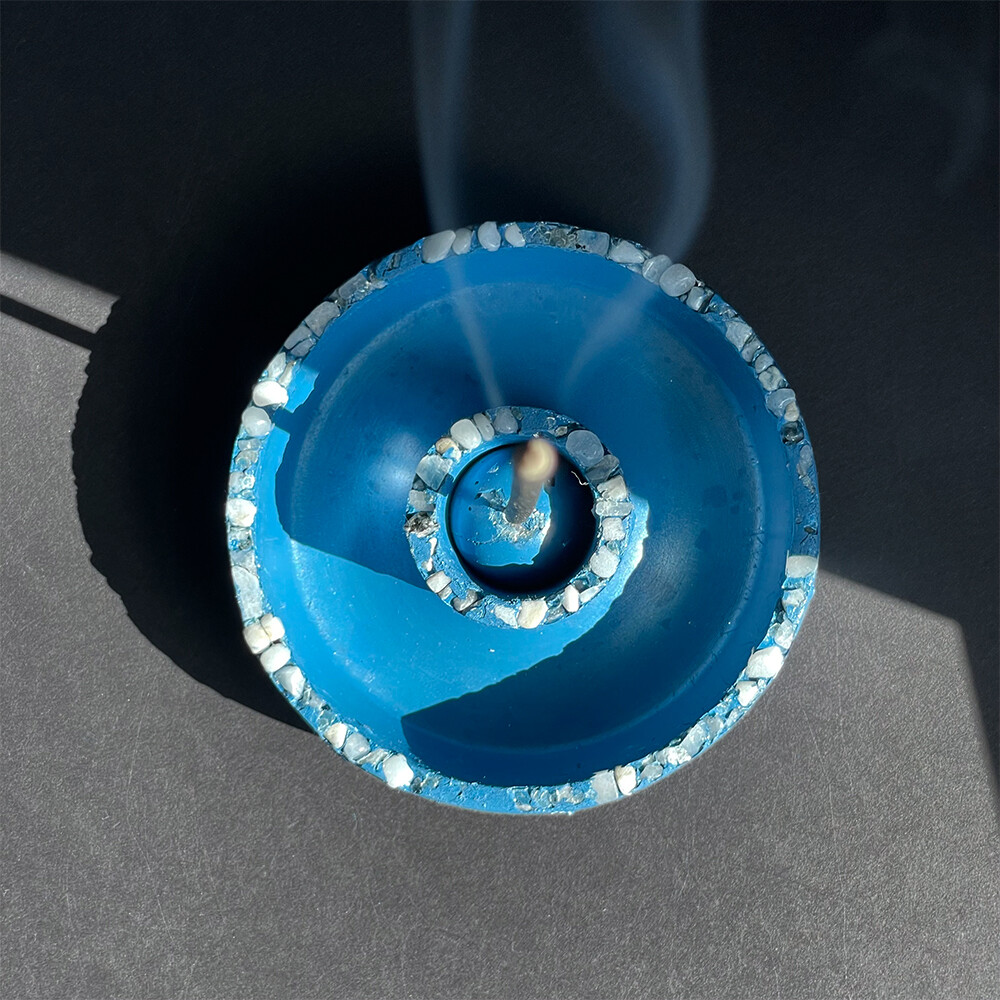 Blue Censer Bowl with Moonstone and Silver Mica