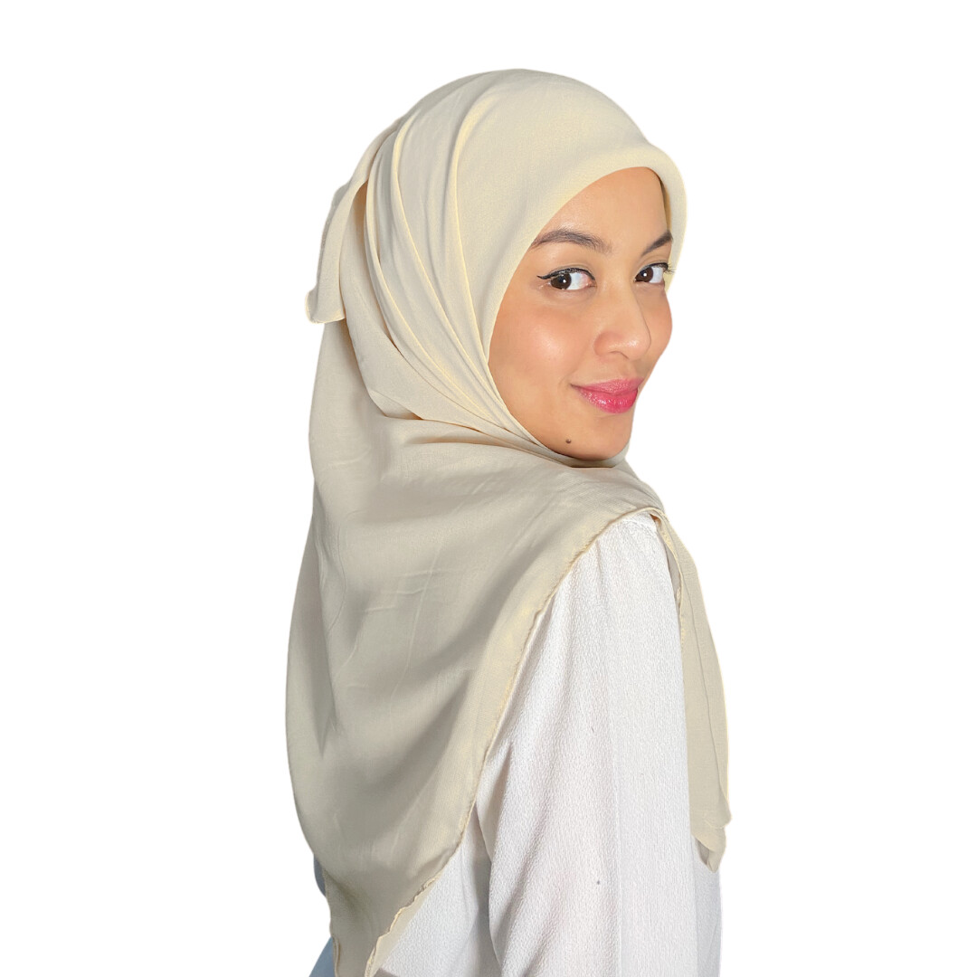 Square Plain in Ivory