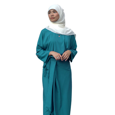 Ad-Leesa Caftan in Jadeblue