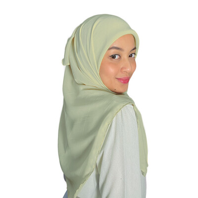 Square Plain in Light Gold