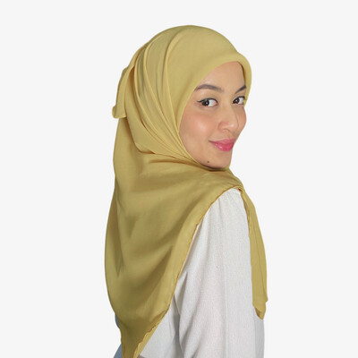 Square Plain in Pale Yellow