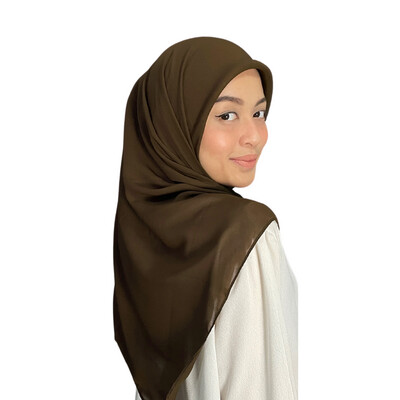 Square Plain in Mocha